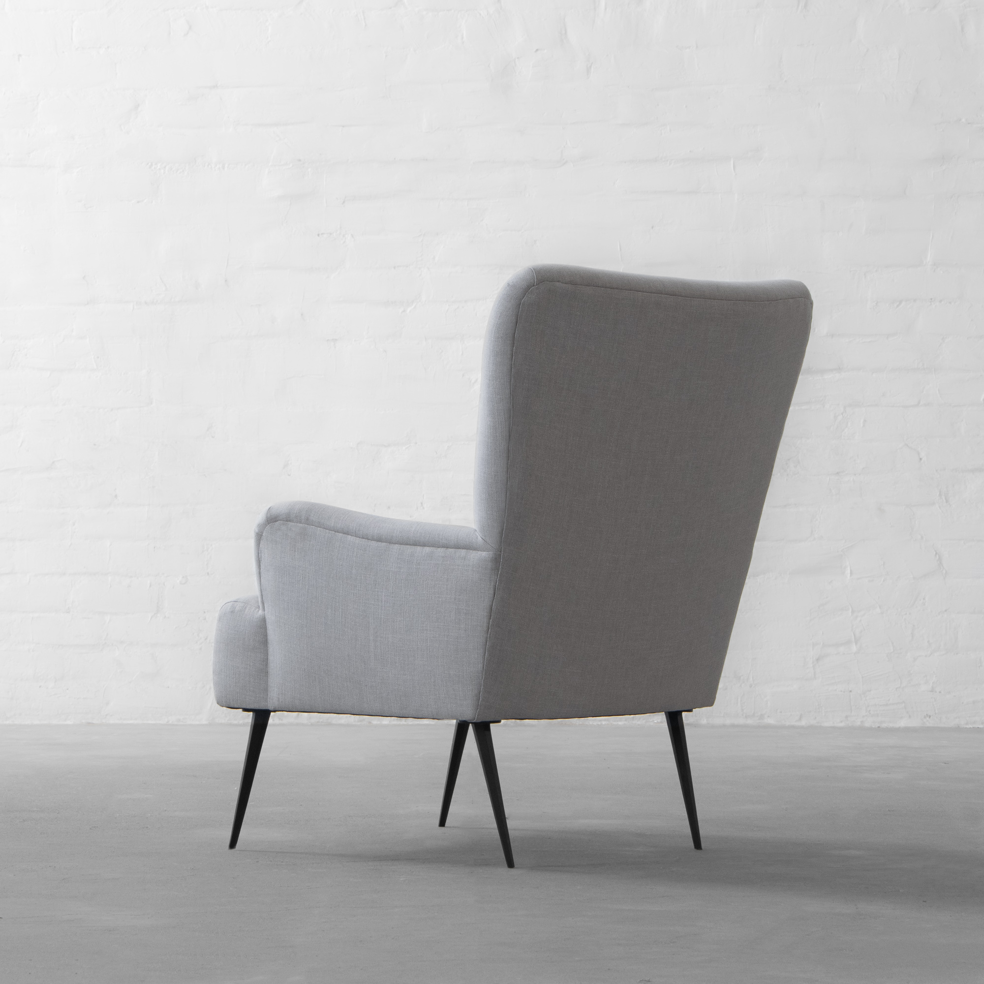 MELBOURNE ARMCHAIR