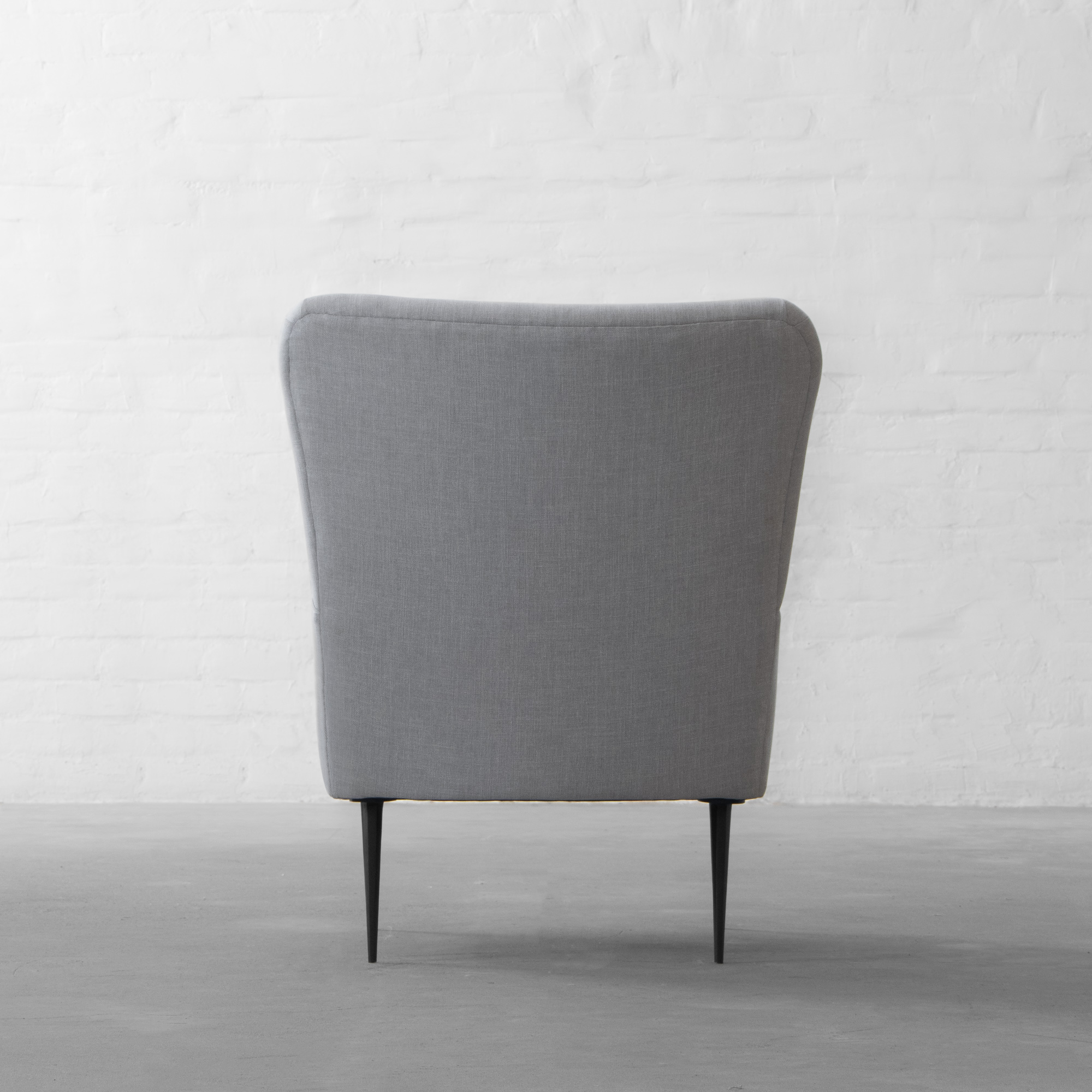 MELBOURNE ARMCHAIR