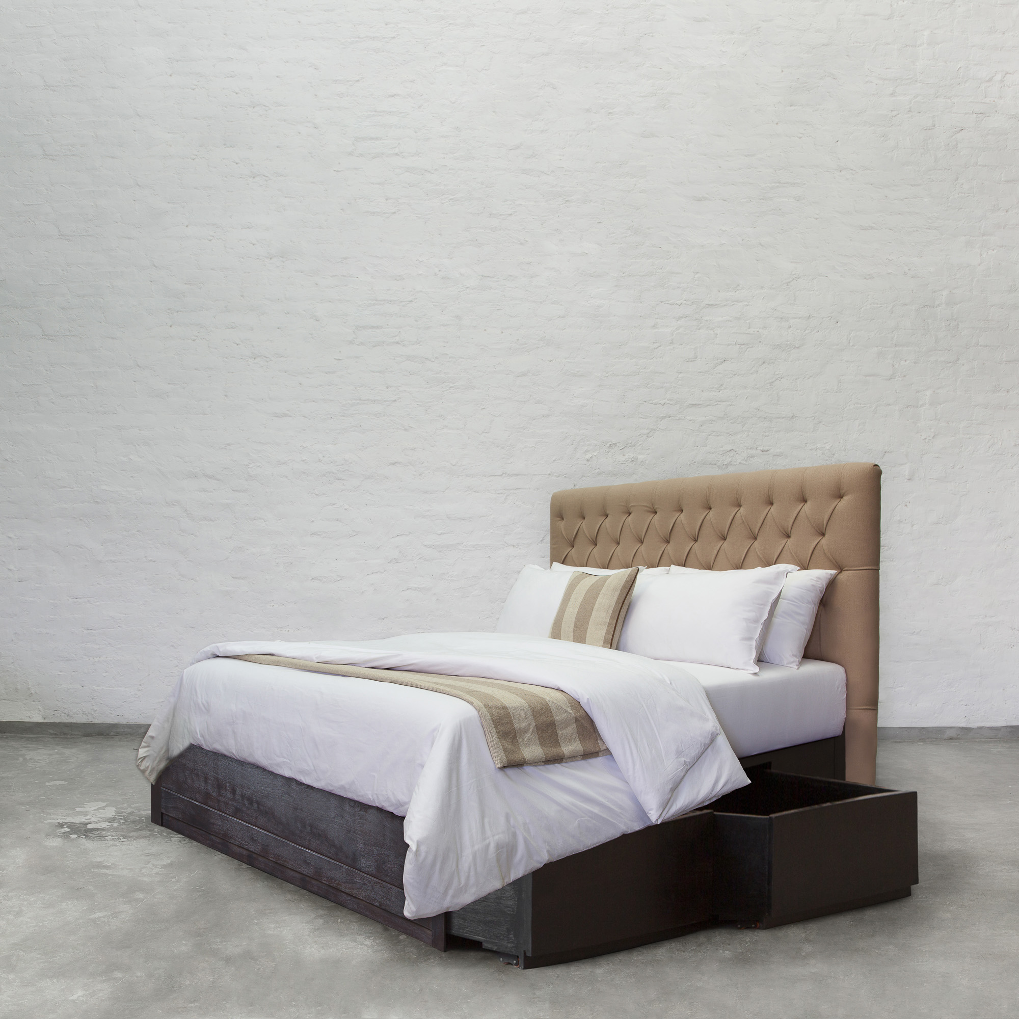 Montage Bed Collection