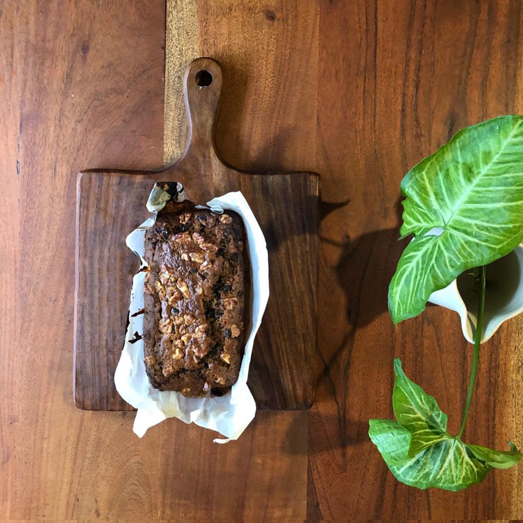 Chocolate chunk banana cake