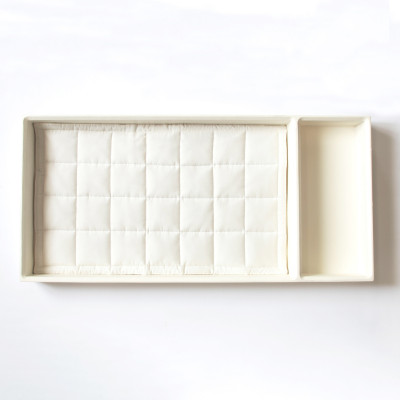 Changing Tray
