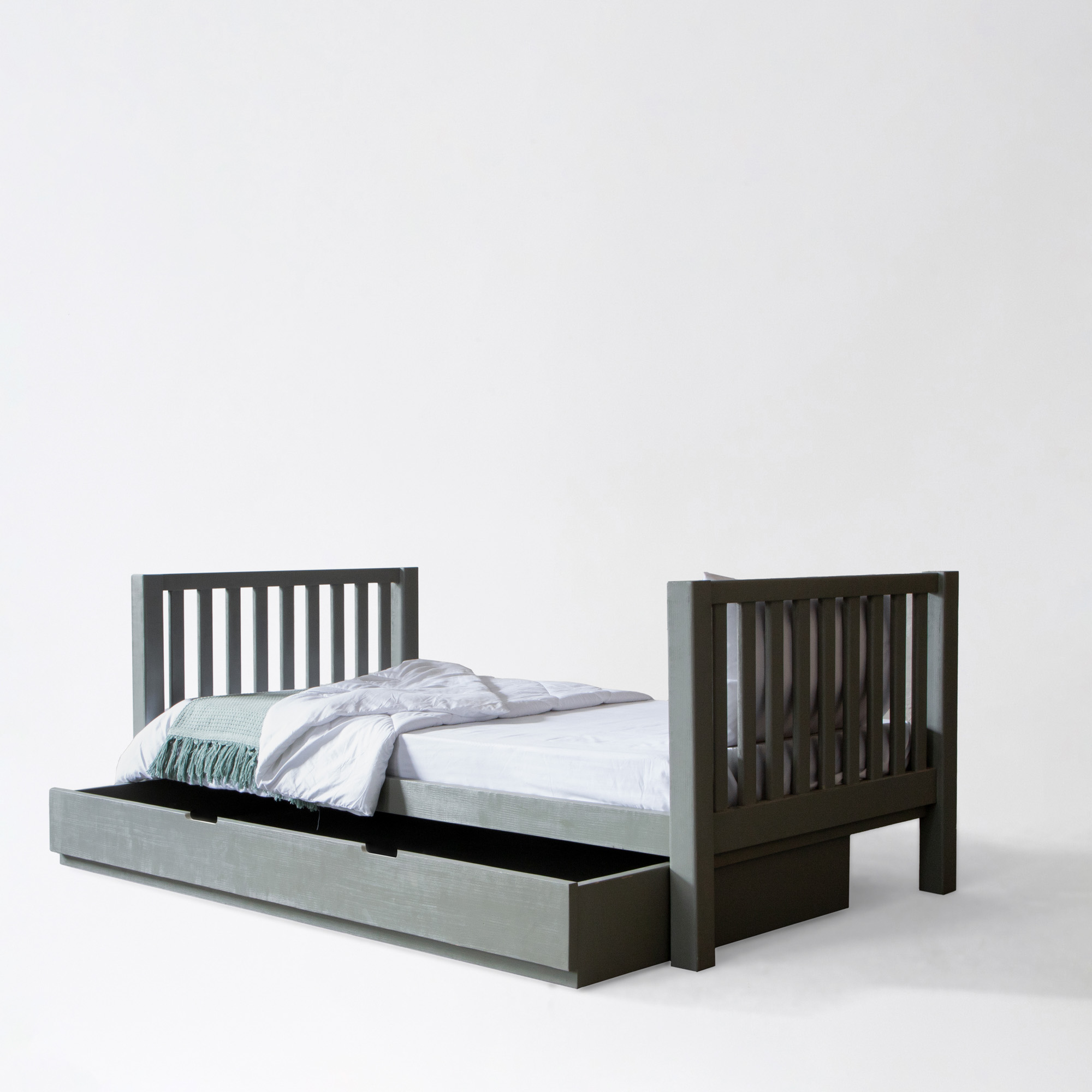 Dream Bed with Trundle