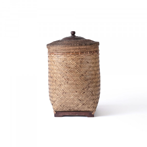 Naira Island Basket with Lid in Natural Finish