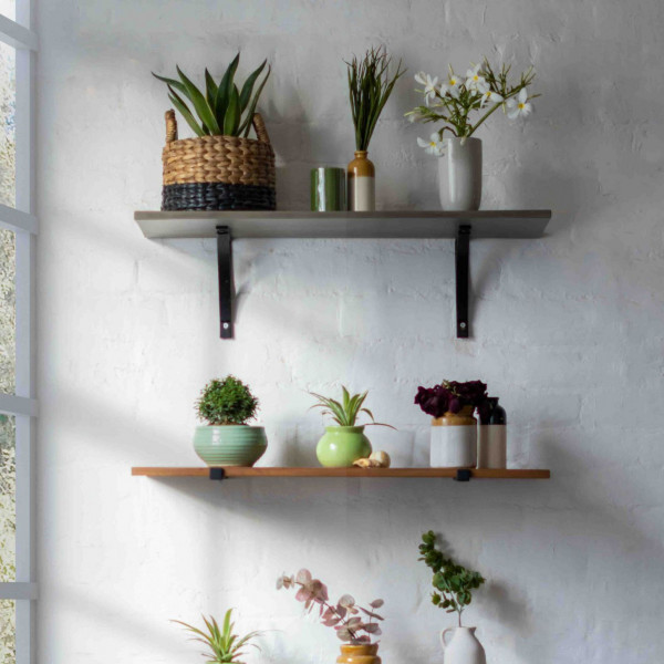 BASSANO CONCRETE FLOATING SHELVE