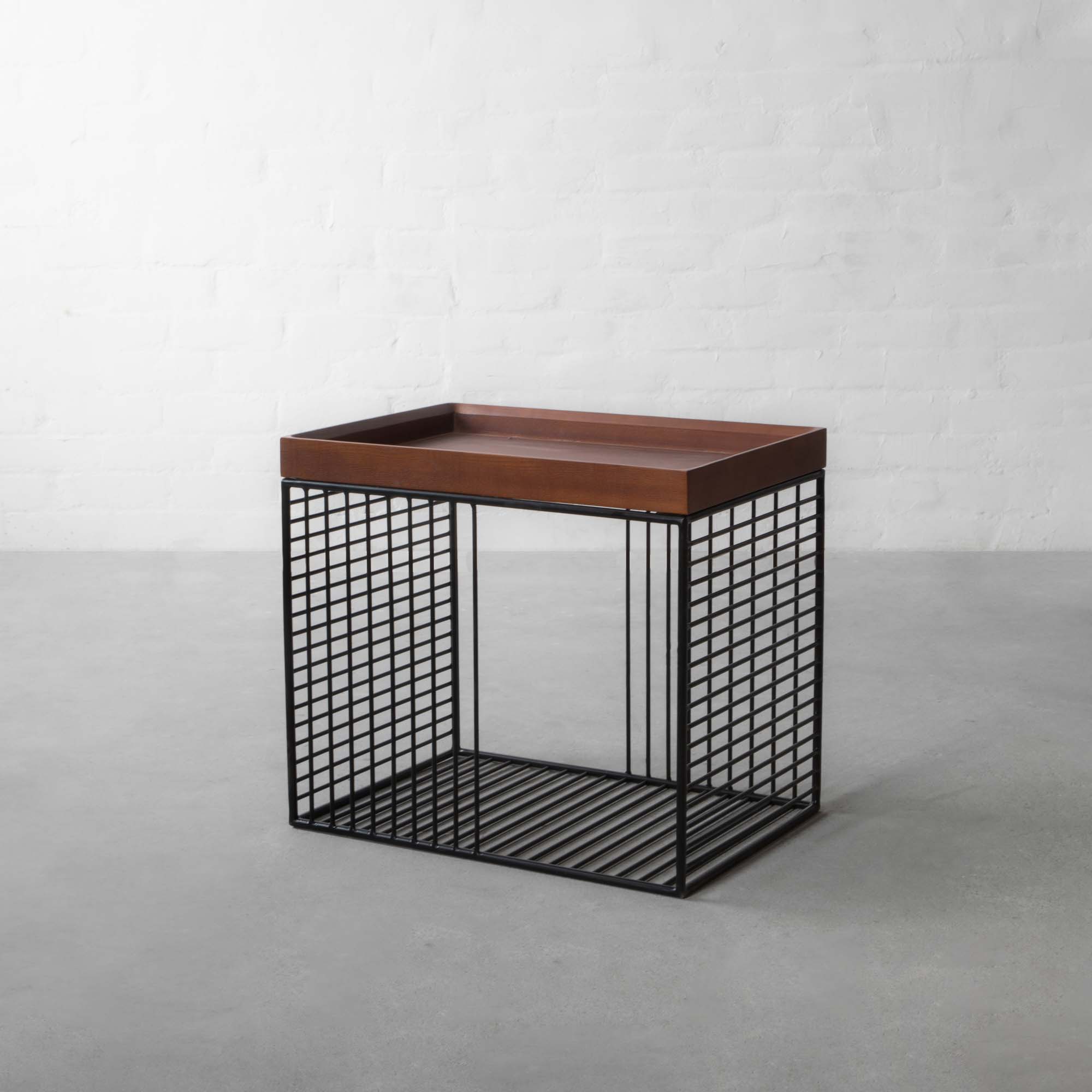Air Side Table