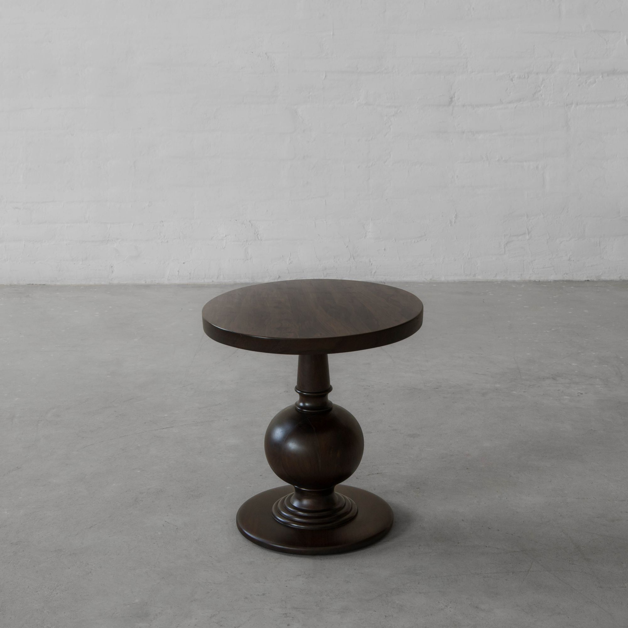 Austin Side Table, Juniper Dell Round Lamp Tables