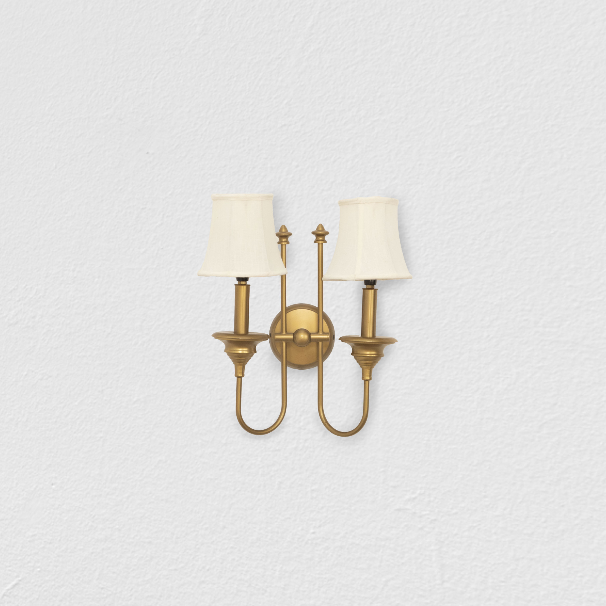CHARLESTOWN WALL SCONCE (2 BULBS)-ANTIQUE BRASS