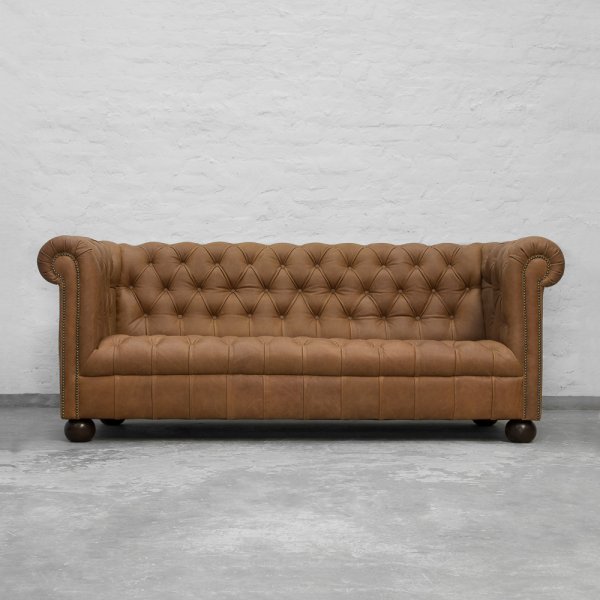 Manchester Chesterfield Leather Sofa Collection