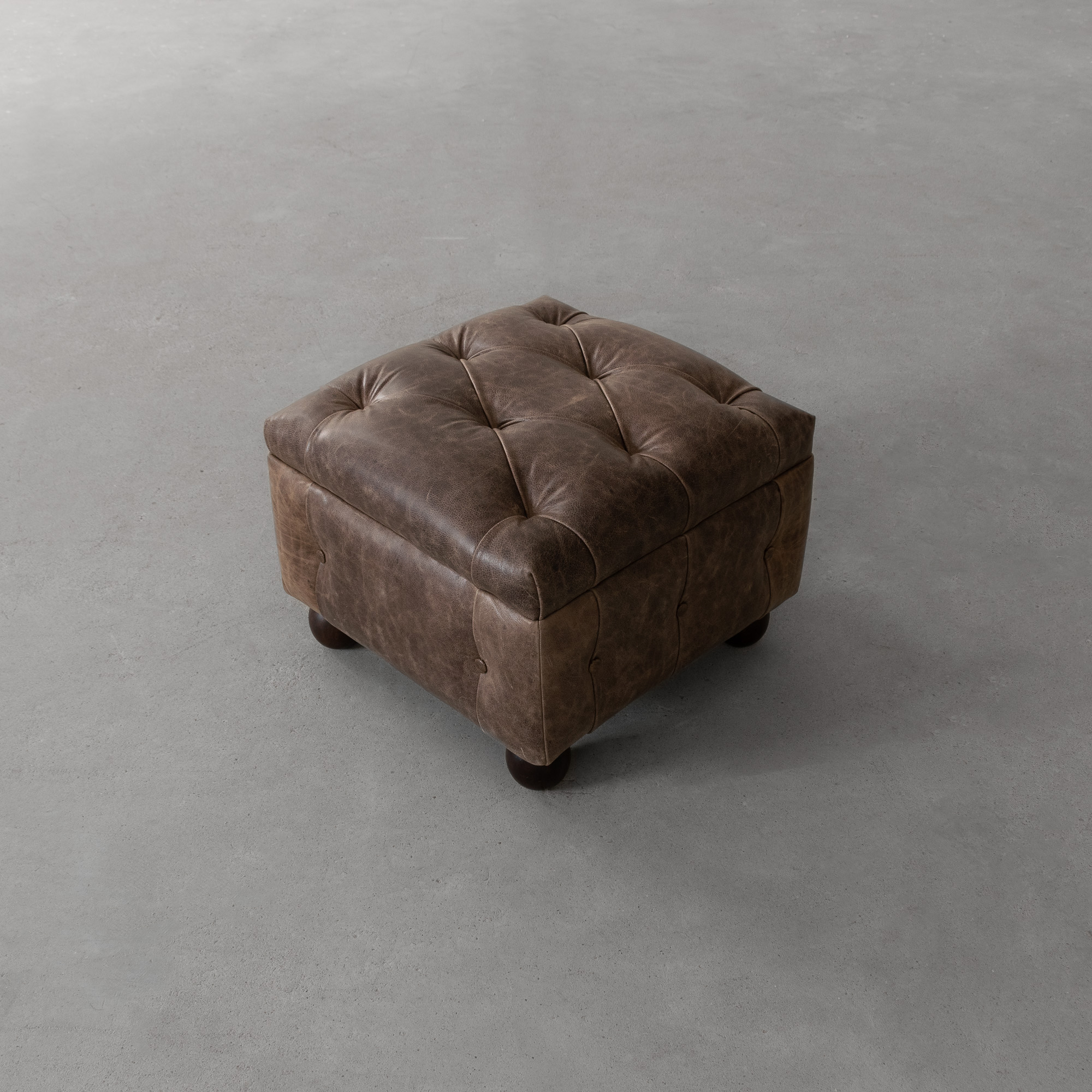 Chesterfield Ottoman in Leather