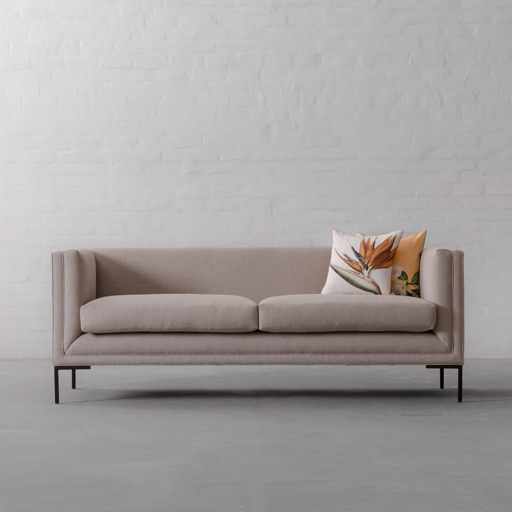 Chicago Sofa Collection