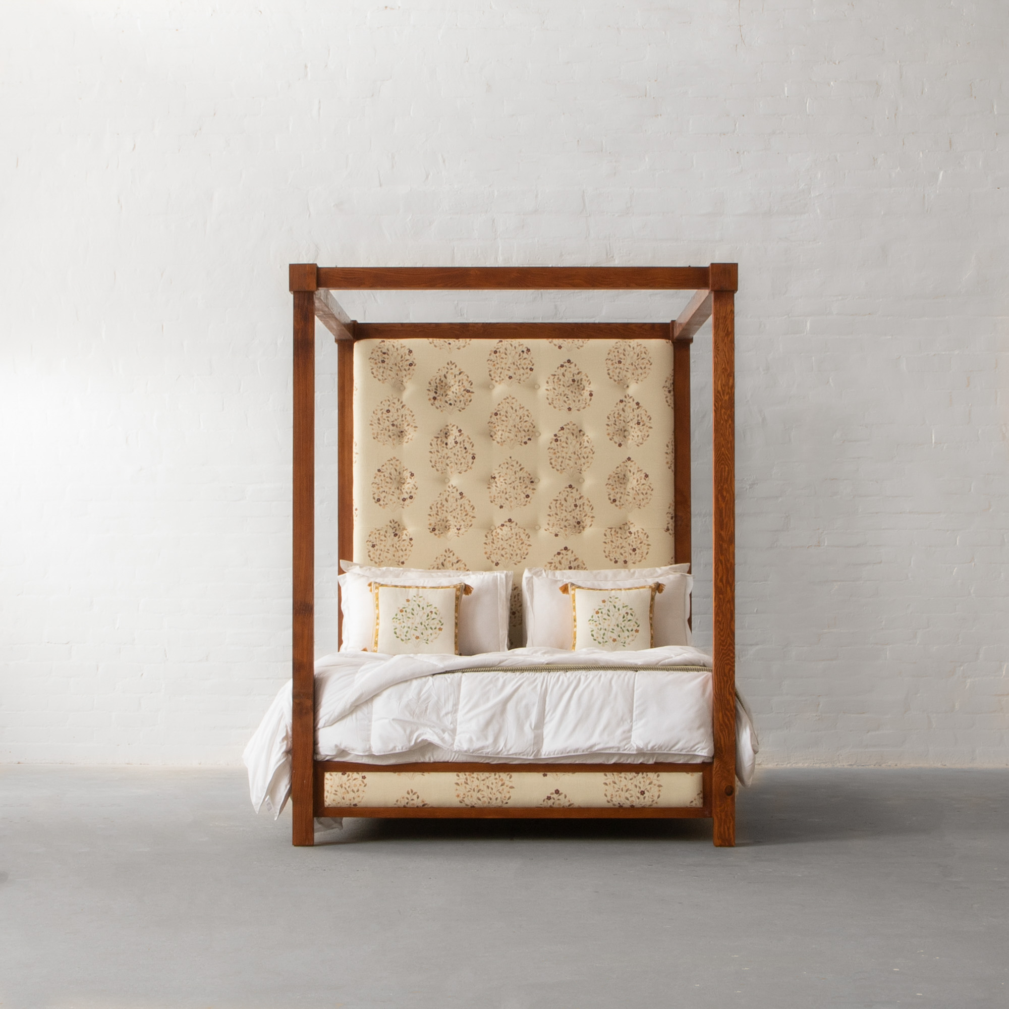 Kingston Four Poster Bed