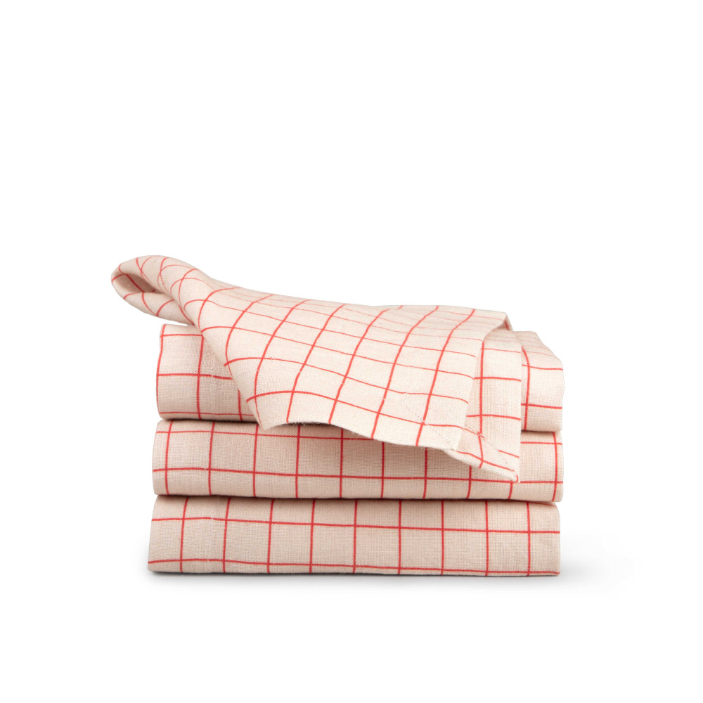  Crimson Checks &amp; Charm Table Napkin