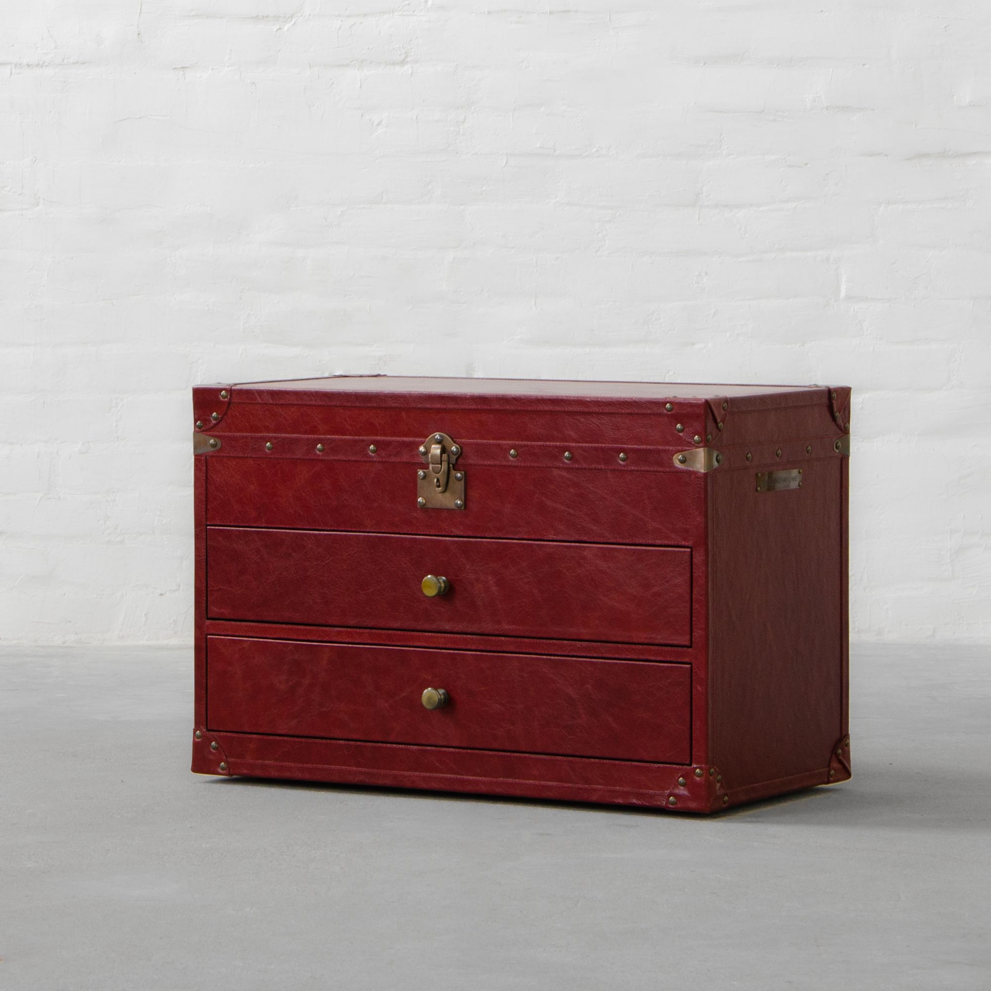 Jodhpur Leather Trunk Bedside Table