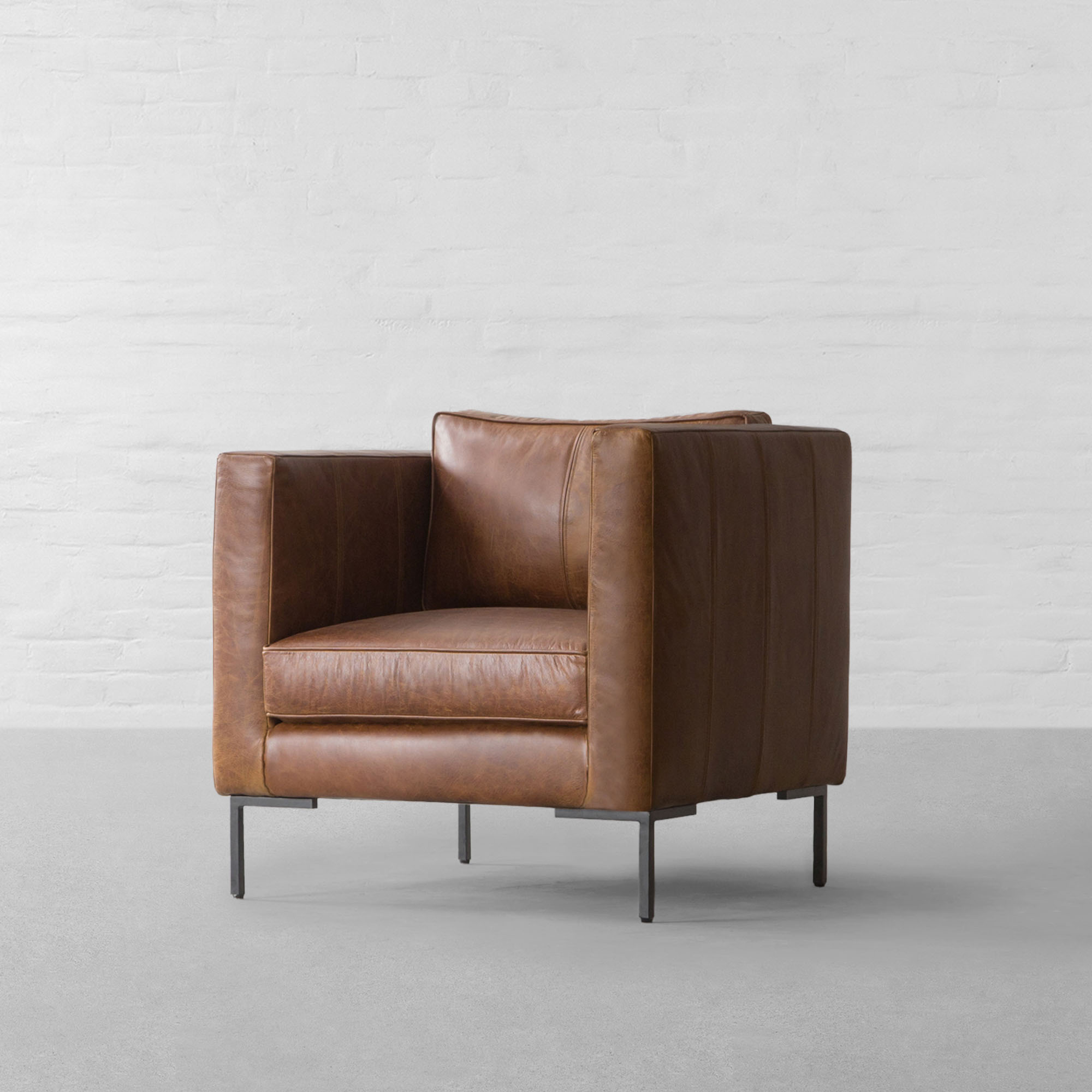 L.A. LEATHER ARMCHAIR