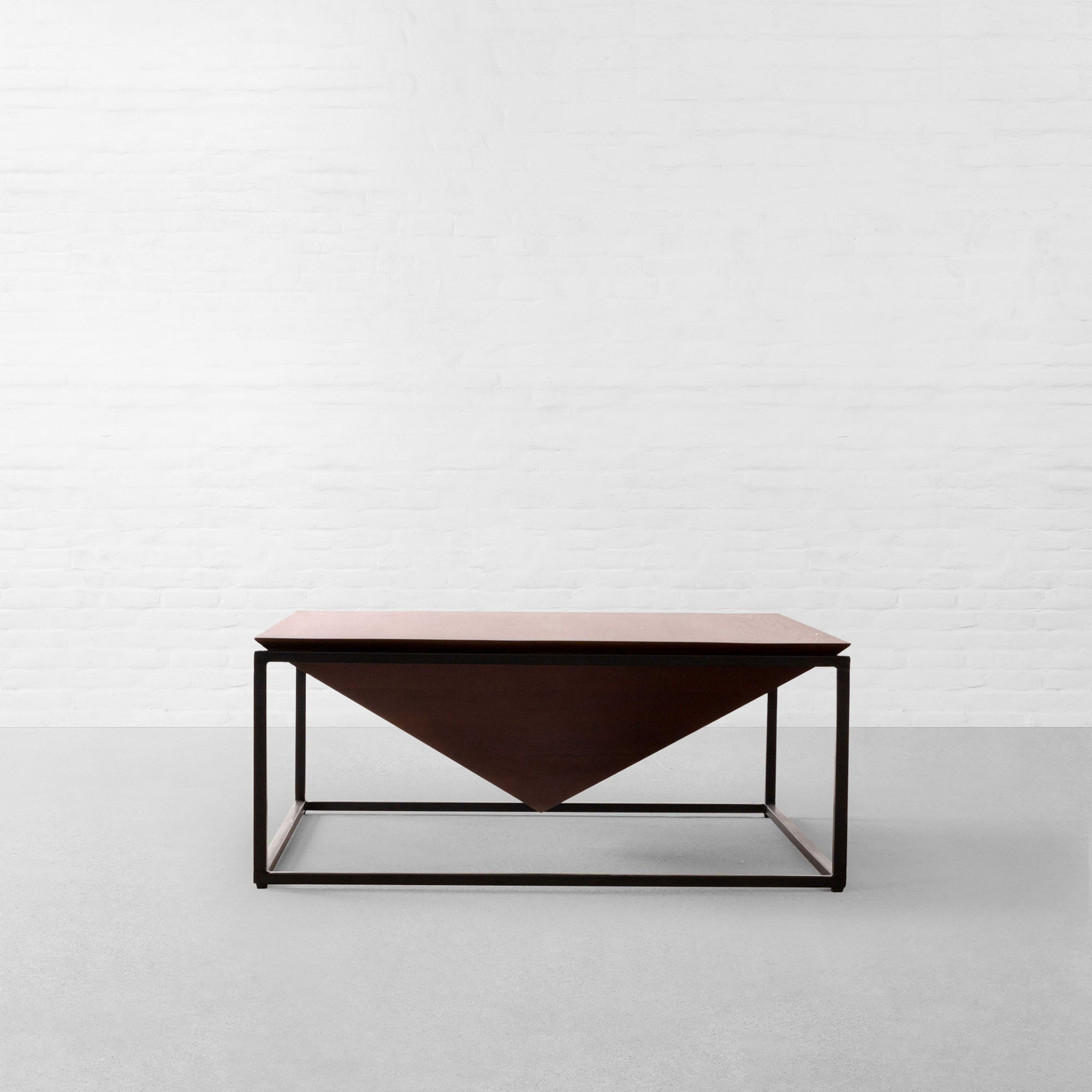 LOUVRE COFFEE TABLE