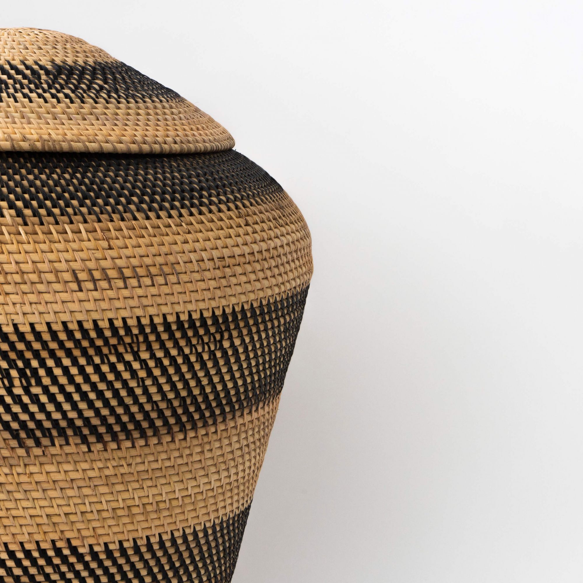 Malay Zebra Pot in Natural & Charcoal