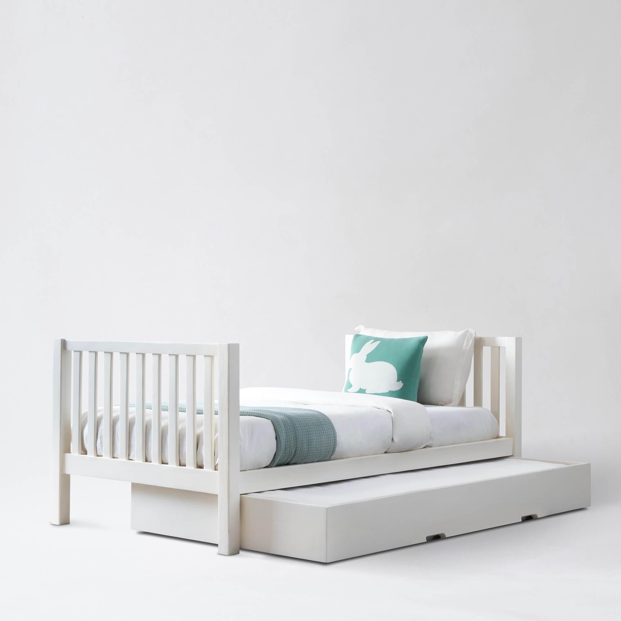 Dream Bed with Trundle