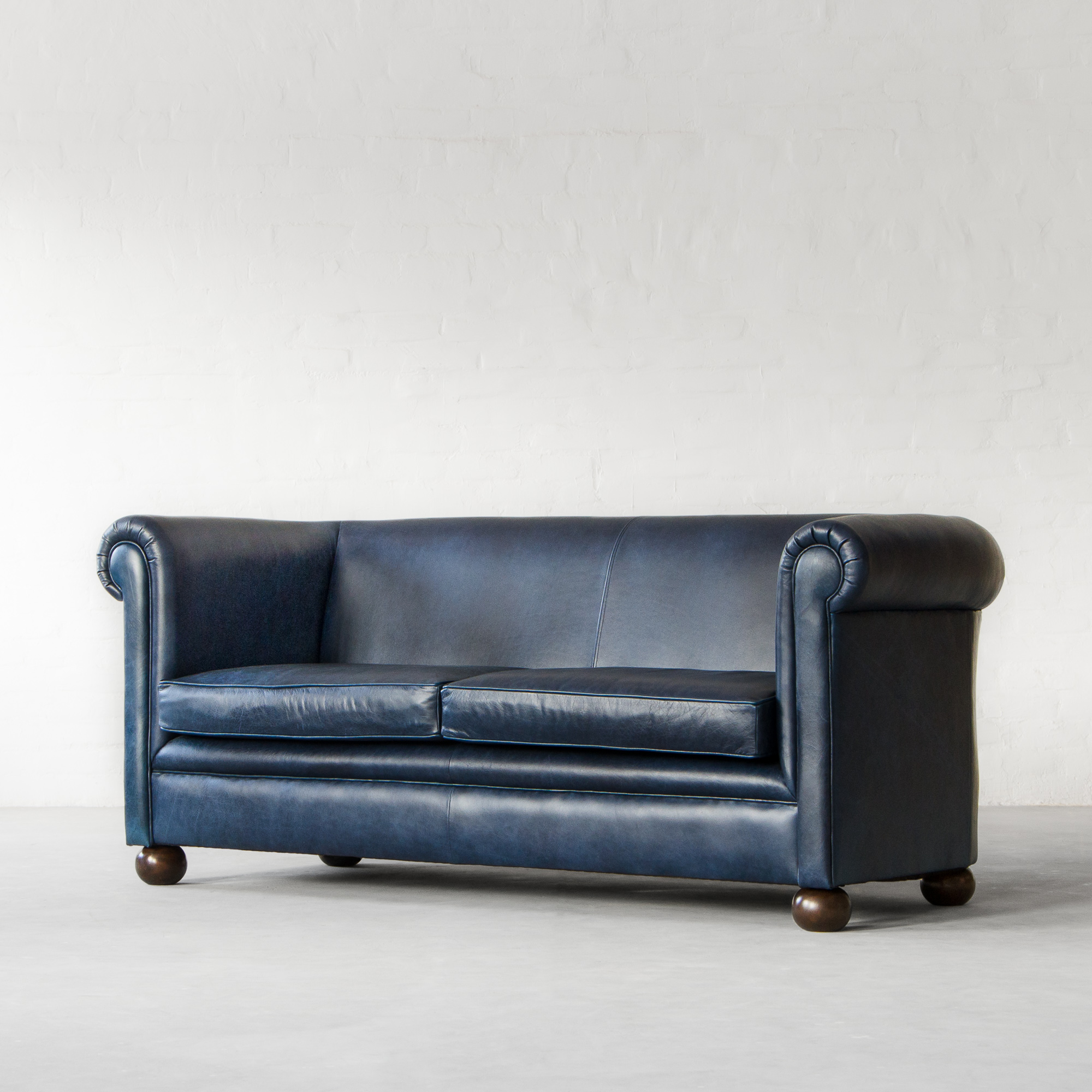 Oxford Chesterfield Leather Sofa Collection