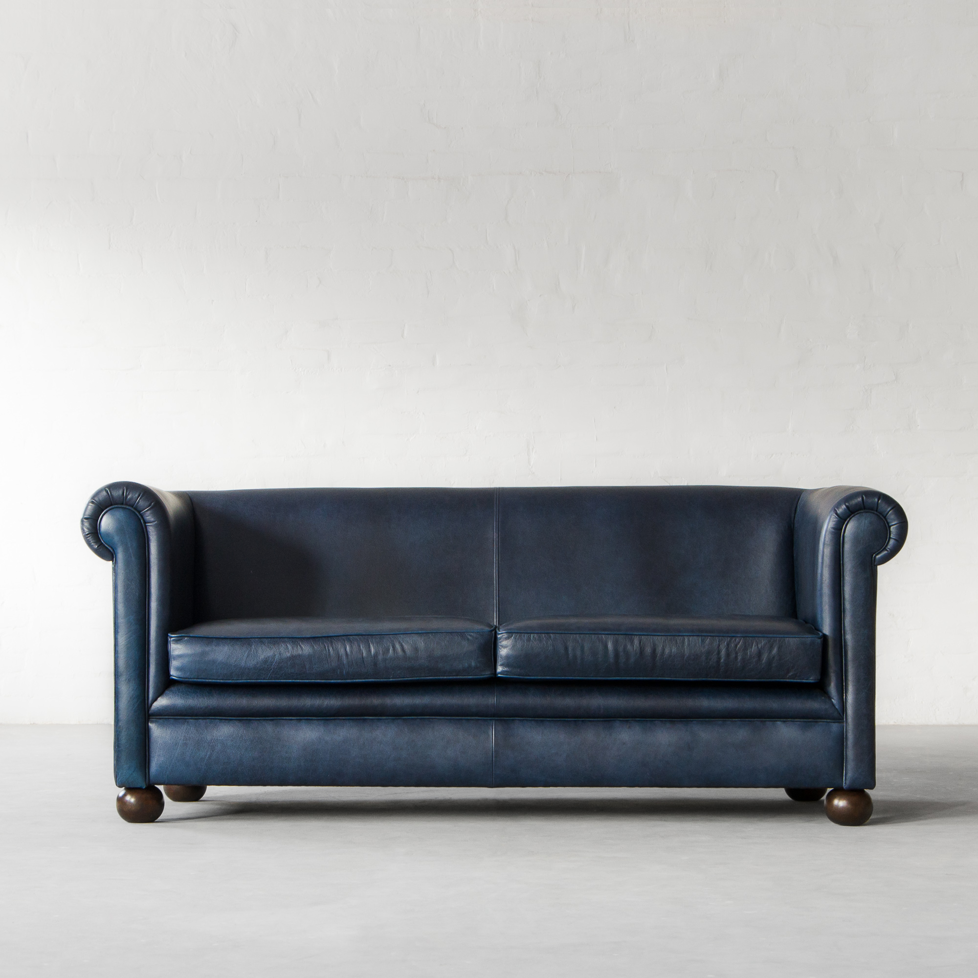 Oxford Chesterfield Leather Sofa Collection