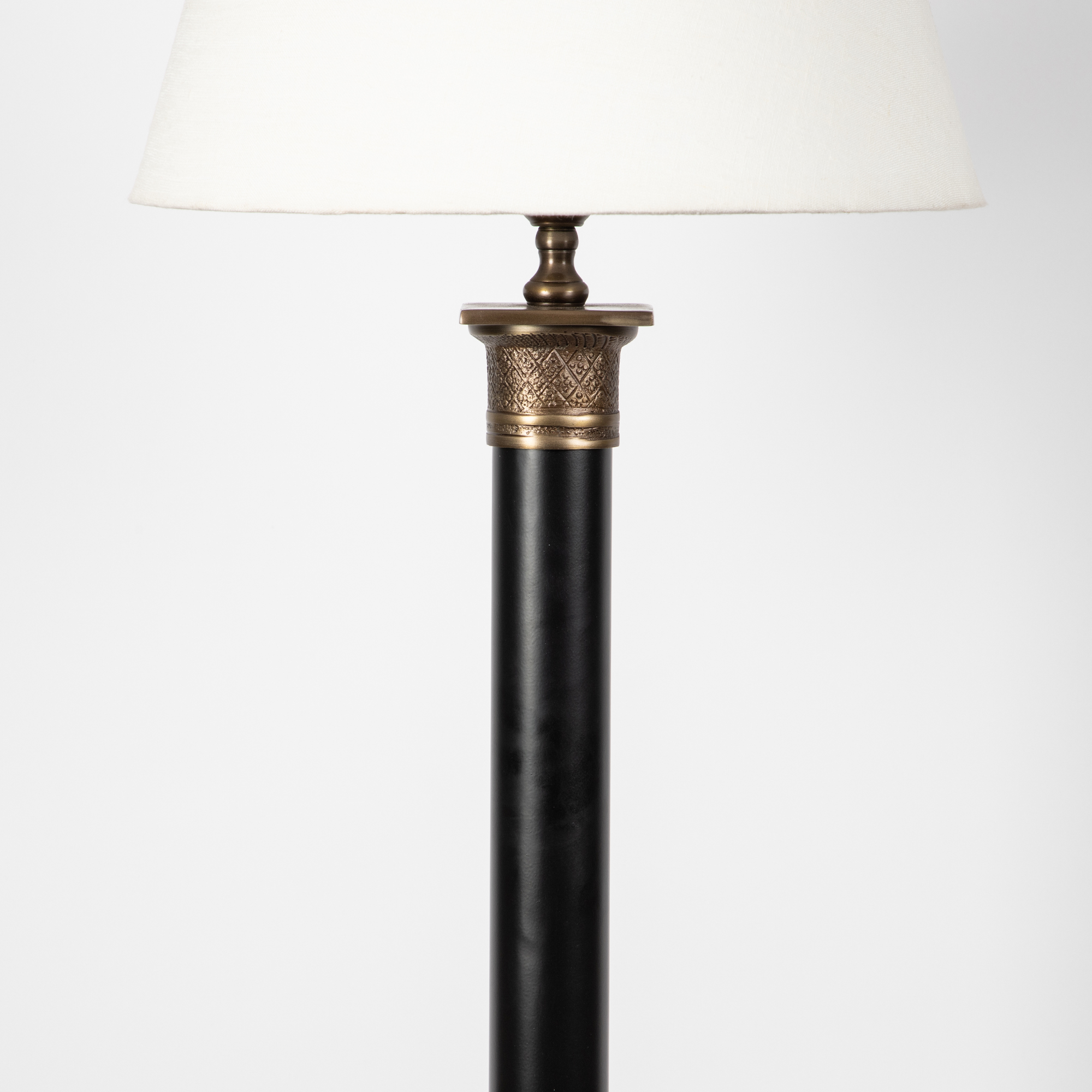 Roman Column Floor Lamp (Ebony & Antique Brass Finish)
