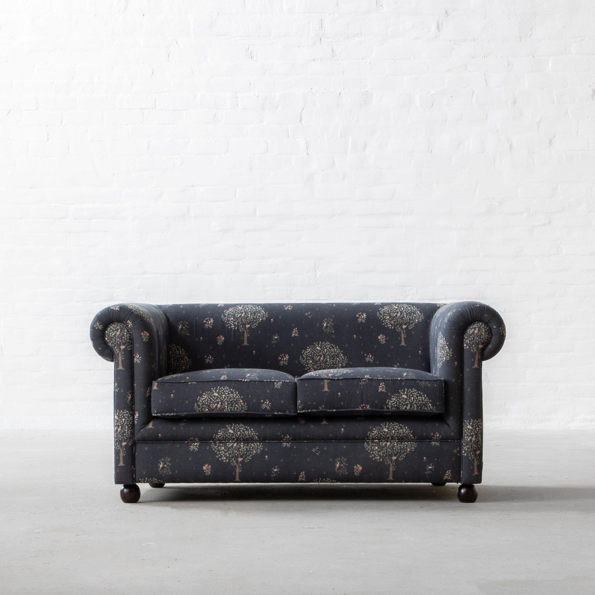 Chesterfield Non-tufted Sofa Collection