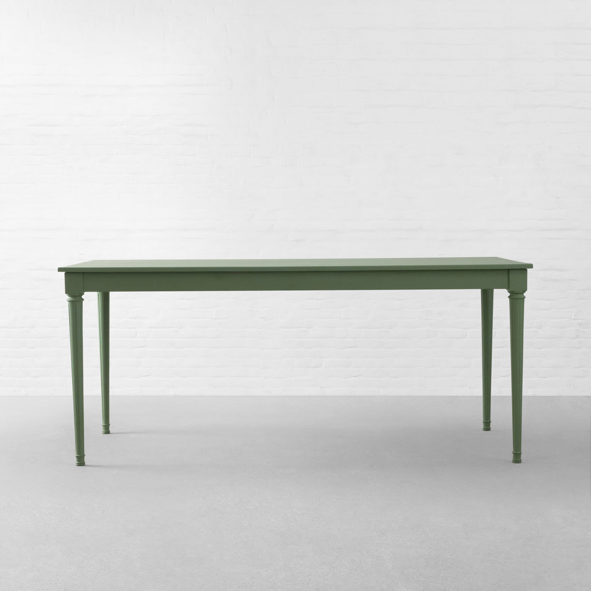 SUMMER GARDEN DINING TABLE