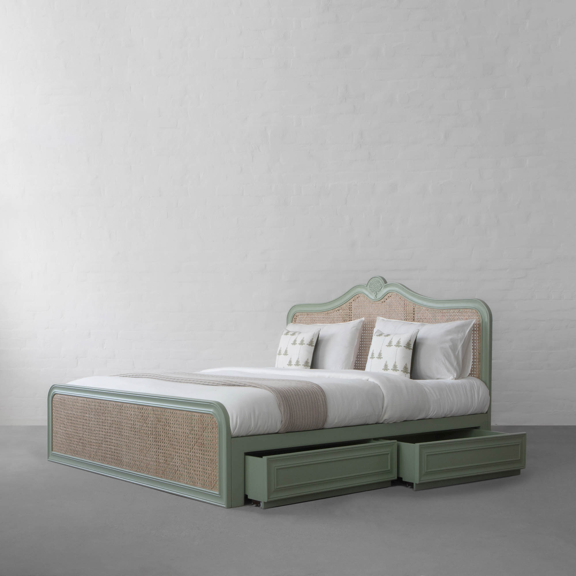 Summer Garden Rattan Bed with Drawer Storage