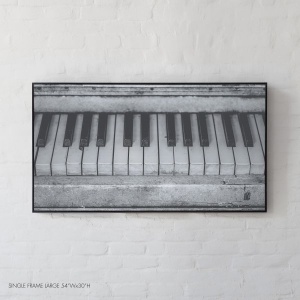 Antique Piano Keys, An achromatic close-up